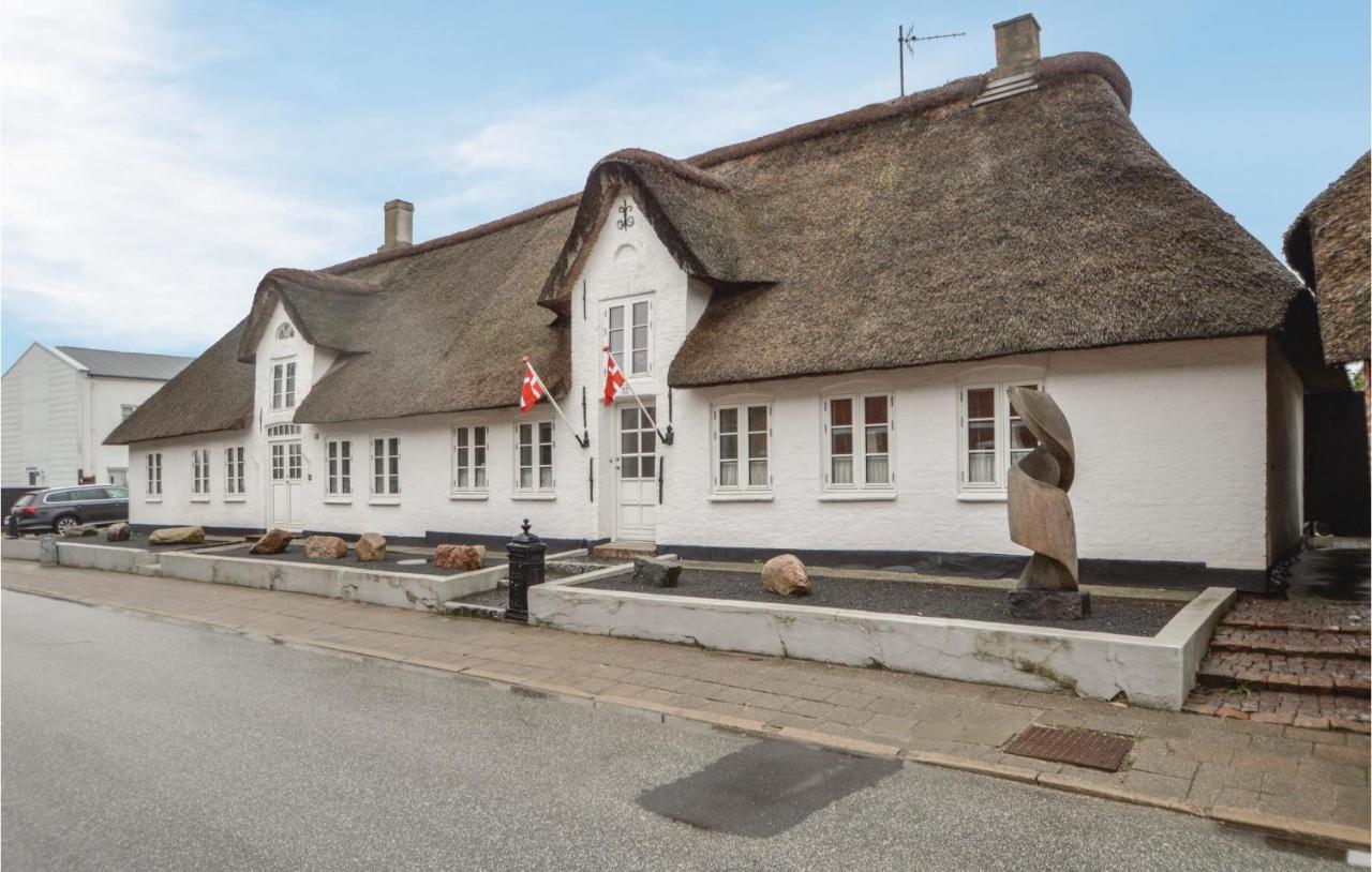 Stunning Home In Hojer With Wifi Екстериор снимка